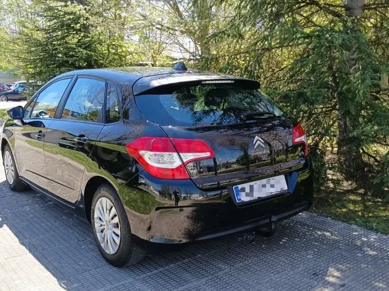 Usado Citroën C4 92 HP (67 kW) 2011 Preto Sedan