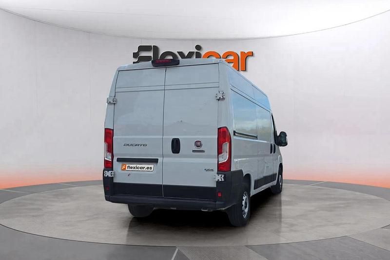 Usado Fiat Ducato 136 CV (100 kW) 2021 Blanco Van