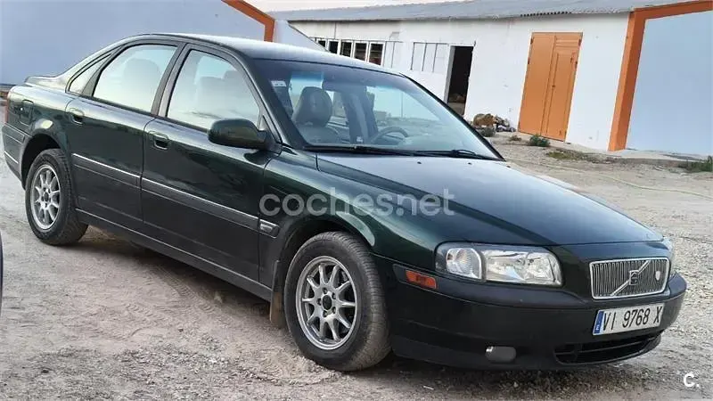 Usado Volvo S80 140 CV (102 kW) 2000 Verde Berlina