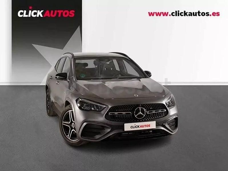 Usado Mercedes GLA200 150 CV (110 kW) 2024 Gris / plata SUV