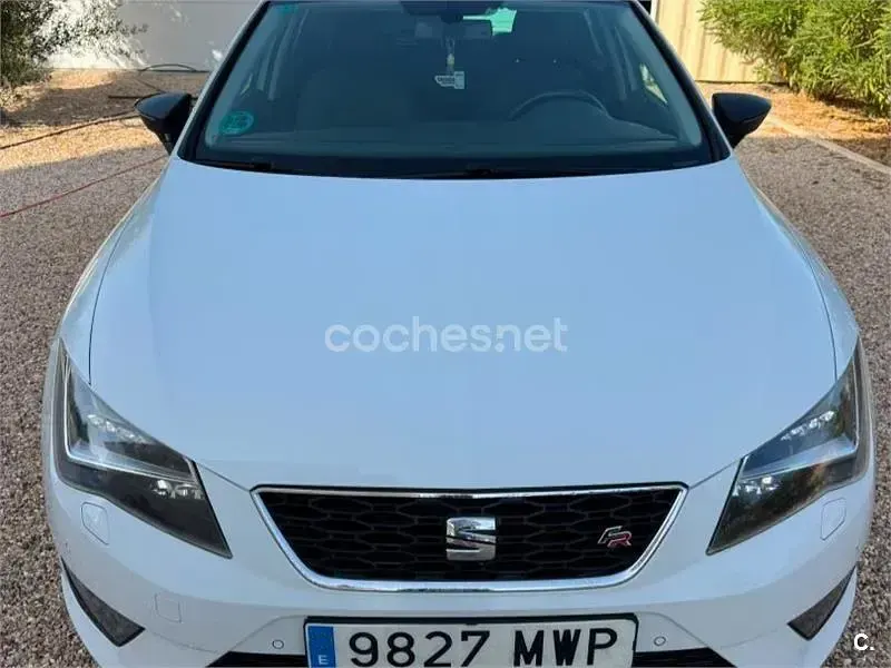 Usado Seat Leon FR 180 CV (132 kW) 2014 Blanco Berlina