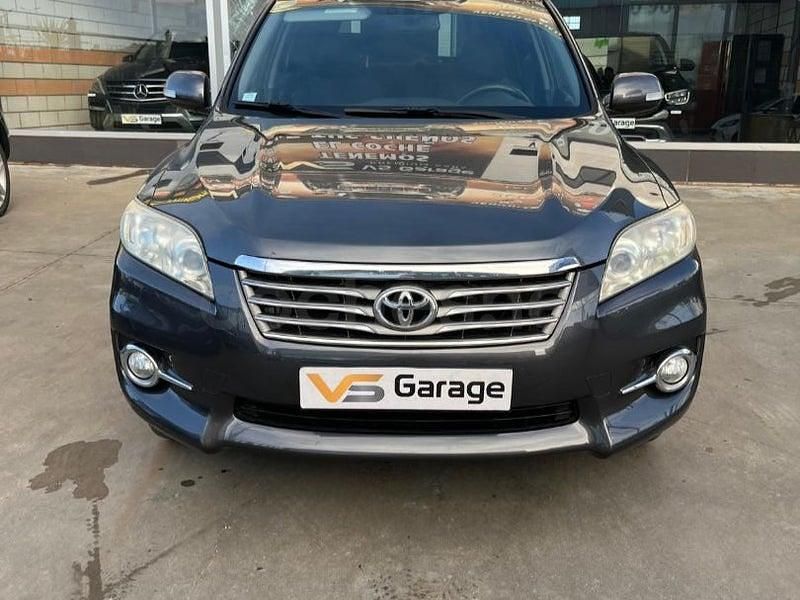 Usado Toyota RAV4 Executive 150 CV (110 kW) 2012 Gris / plata SUV