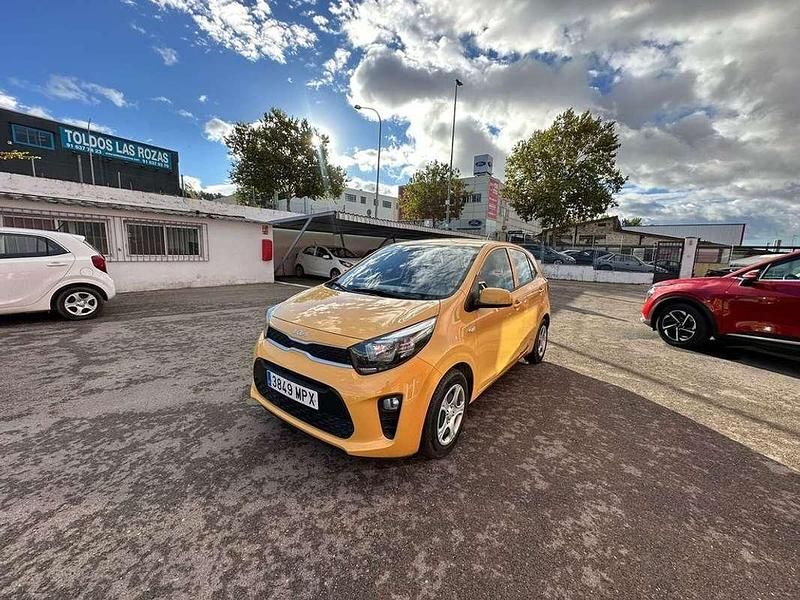 Amarillo Usado 2024 Kia Picanto Utilitario | 11.000 € (Super precio) - Imagen 1/4