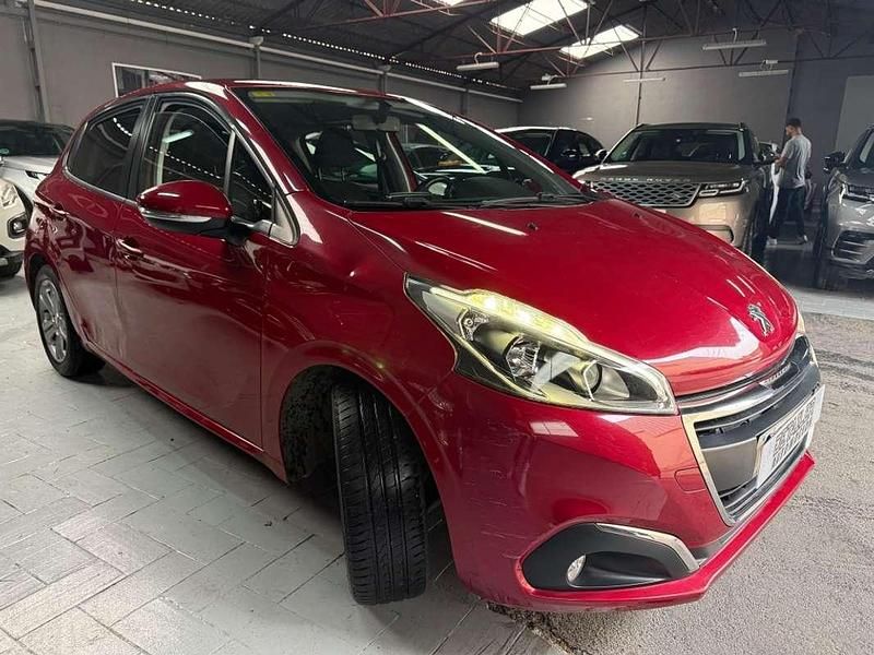 Usado Peugeot 208 Active 82 CV (60 kW) 2016 Utilitario