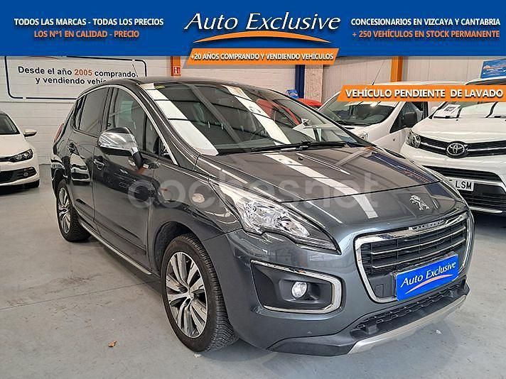 Usado Peugeot 3008 Allure 120 CV (88 kW) 2015 Gris / plata Berlina