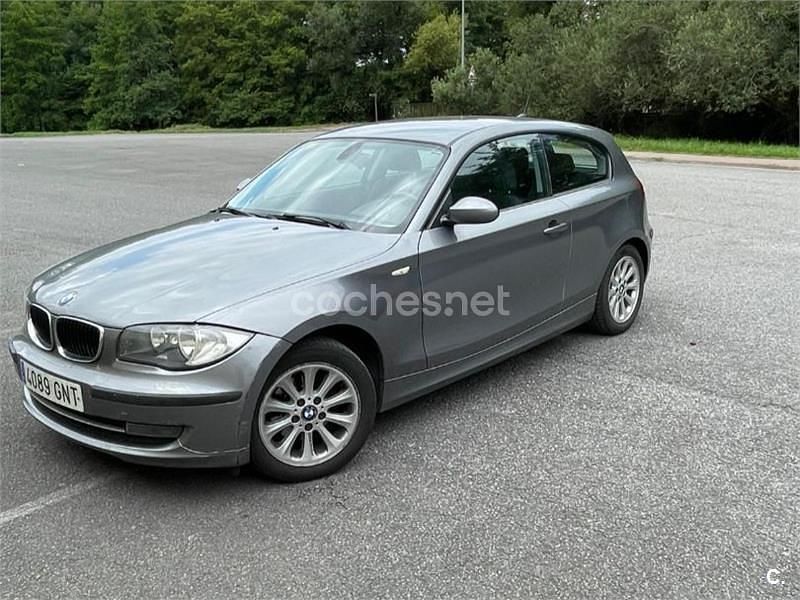 Gris / plata Usado 2009 BMW 116 Utilitario | 7000 € (Precio justo) - Imagen 1/4