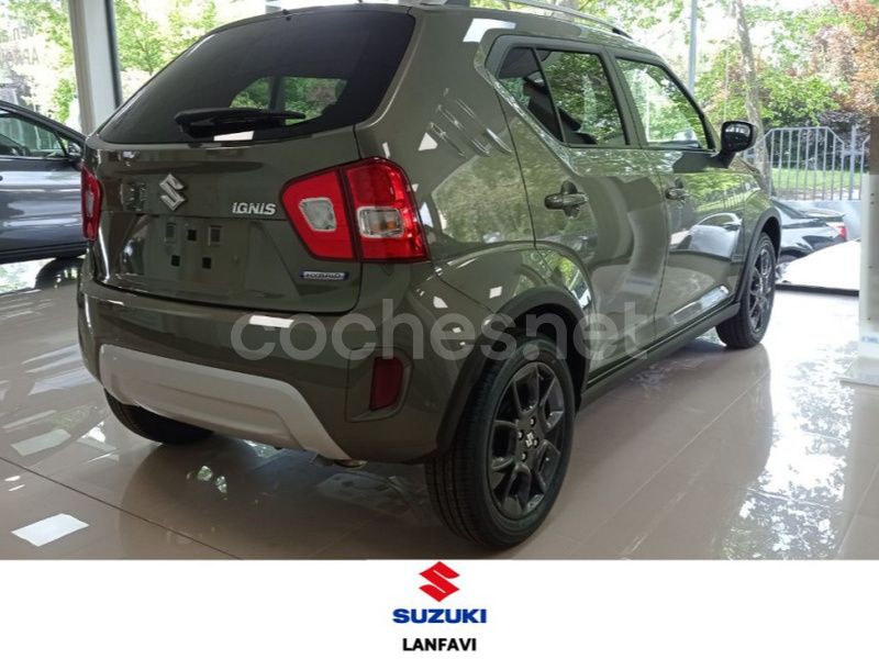 Usado Suzuki Ignis 83 CV (61 kW) 2023 Verde Utilitario