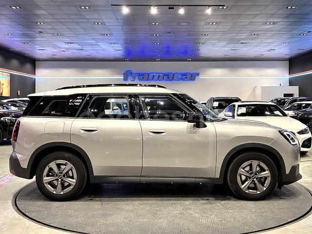 Usado Mini Countryman 163 CV (119 kW) 2025 Gris / plata SUV