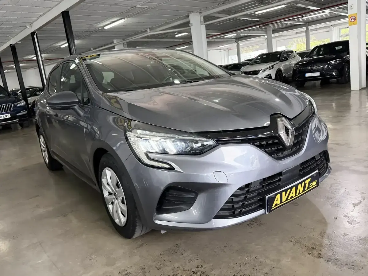 Occasion Renault Clio V SE 67 ch (49 kW) 2023 Gris Berline