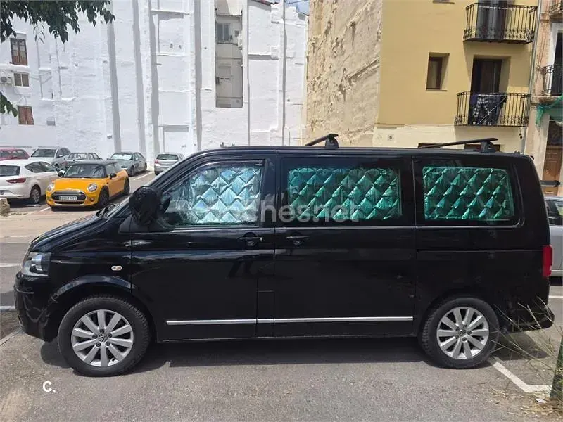 Usado VW Multivan Highline 180 CV (132 kW) 2013 Negro Monovolumen
