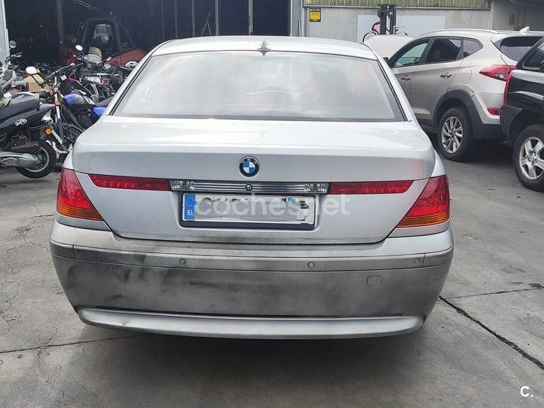 Usado BMW 740 258 CV (189 kW) 2002 Gris / plata Berlina