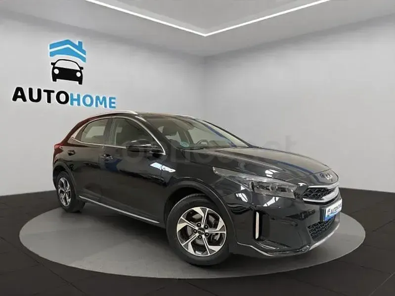 Usado Kia XCeed 120 CV (88 kW) 2023 Negro SUV