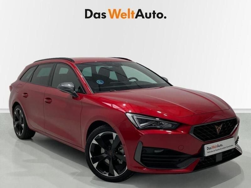 Rojo Usado 2023 Cupra Leon Familiar | 24.990 € (Buen precio) - Imagen 1/4