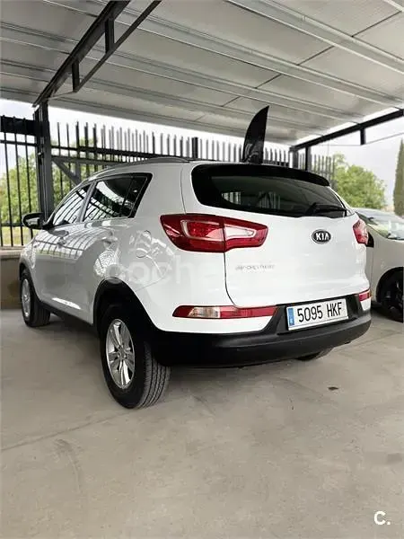 Usado Kia Sportage 135 CV (99 kW) 2012 Blanco SUV