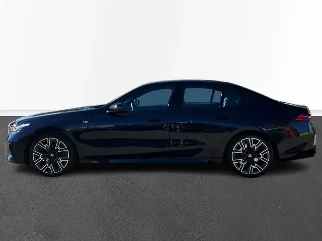 Usado BMW 520 Comfort Edition 197 CV (144 kW) 2024 Negro Berlina