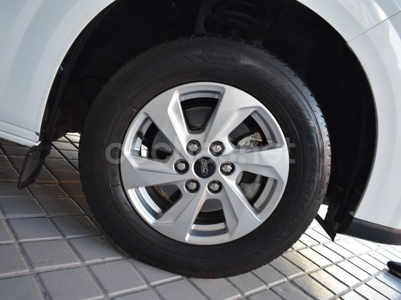 Usado Ford Transit Custom Nugget 150 CV (110 kW) 2024 Blanco Monovolumen