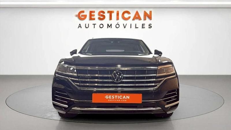 Usado VW Touareg 385 CV (283 kW) 2021 Negro SUV