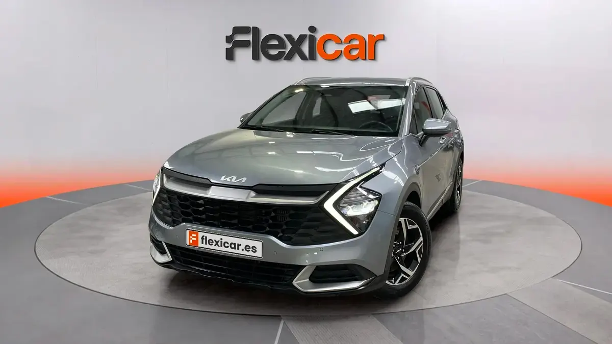 Usado Kia Sportage 136 CV (100 kW) 2023 Gris SUV