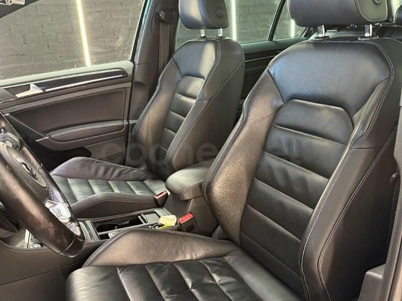 Usado VW Golf VII GTE 204 CV (150 kW) 2016 Negro Berlina