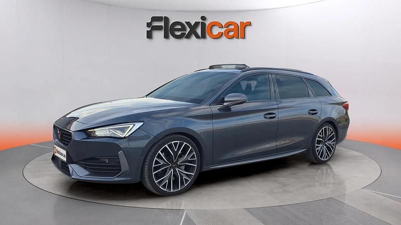 Usado Cupra Leon 310 CV (228 kW) 2022 Gris Familiar