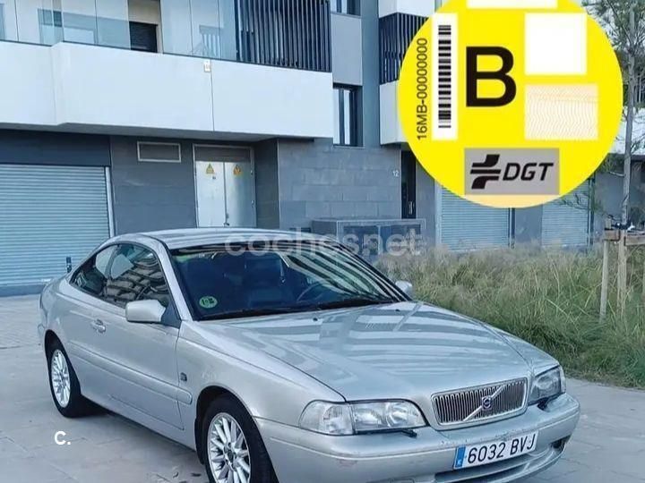 Gris / plata Usado 2002 Volvo C70 Coupe | 4200 € - Imagen 1/4