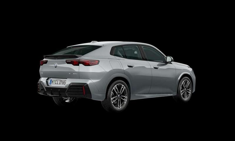 Usado BMW X2 163 HP (119 kW) 2025 Cinzento SUV
