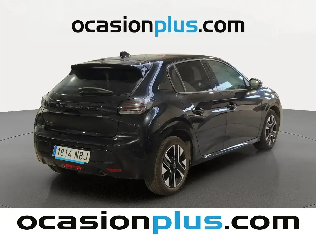 Usado Peugeot 208 Allure 100 CV (73 kW) 2025 Negro Utilitario