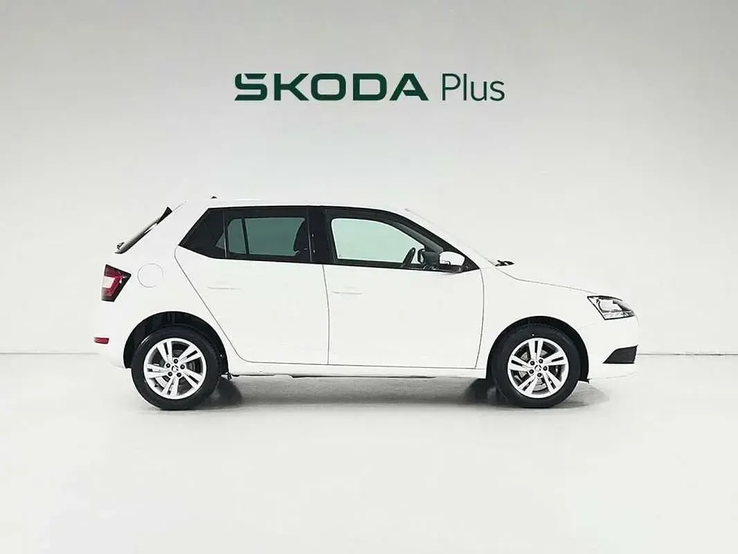 Usado Skoda Fabia Ambition 60 CV (44 kW) 2020 Blanco Utilitario