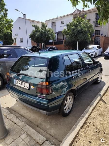 Verde Usado 1996 VW Golf III Match Berlina | 4300 € - Imagen 1/4