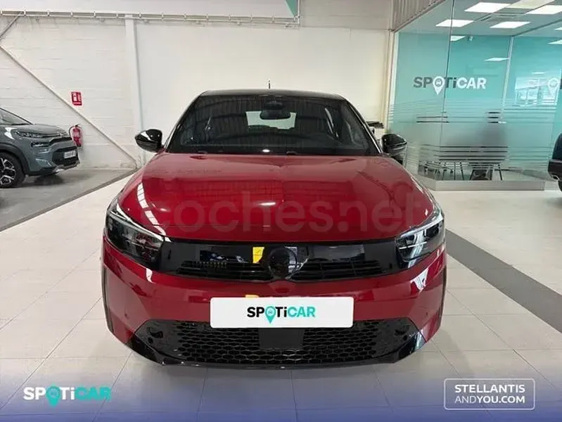 Usado Opel Corsa 100 CV (73 kW) 2025 Rojo Utilitario