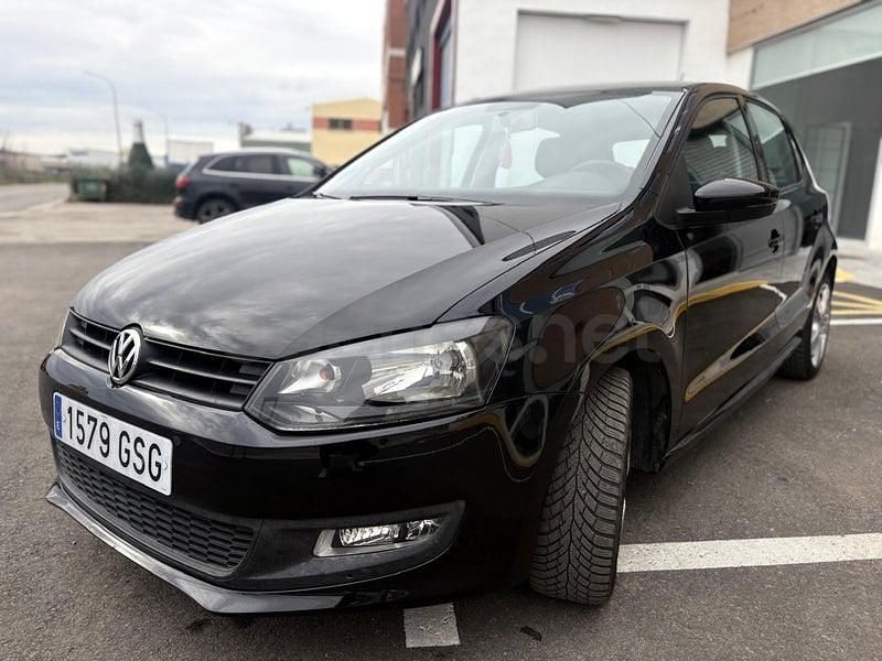 Usado VW Polo Advance 85 CV (62 kW) 2010 Negro Utilitario