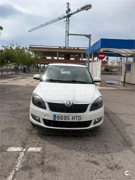 Usado Skoda Fabia 69 CV (50 kW) 2013 Blanco Berlina