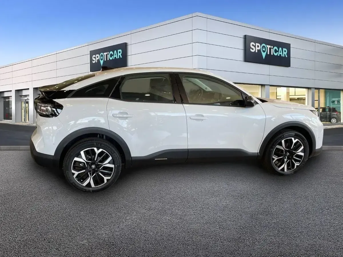 Nuevo Citroën C4 Business Class 136 CV (100 kW) 2026 Blanco SUV