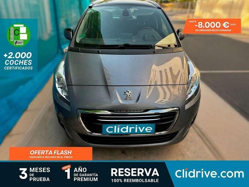 Gris Usado 2016 Peugeot 5008 Style Monovolumen | 7490 € (Buen precio) - Imagen 1/3