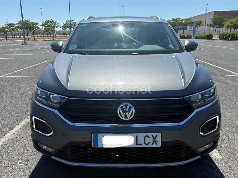 Usado VW T-Roc Sportline 150 CV (110 kW) 2019 Gris / plata SUV