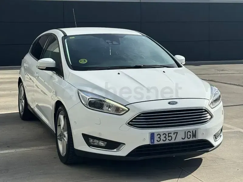 Usado Ford Focus Titanium 115 CV (84 kW) 2015 Blanco Berlina