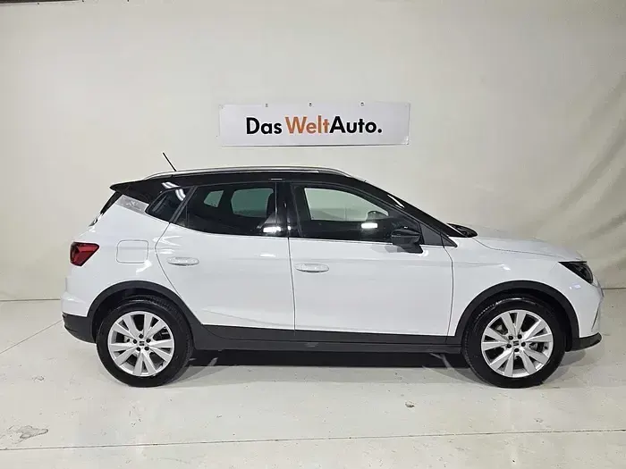 Usado Seat Arona Xperience 115 CV (84 kW) 2025 Blanco SUV