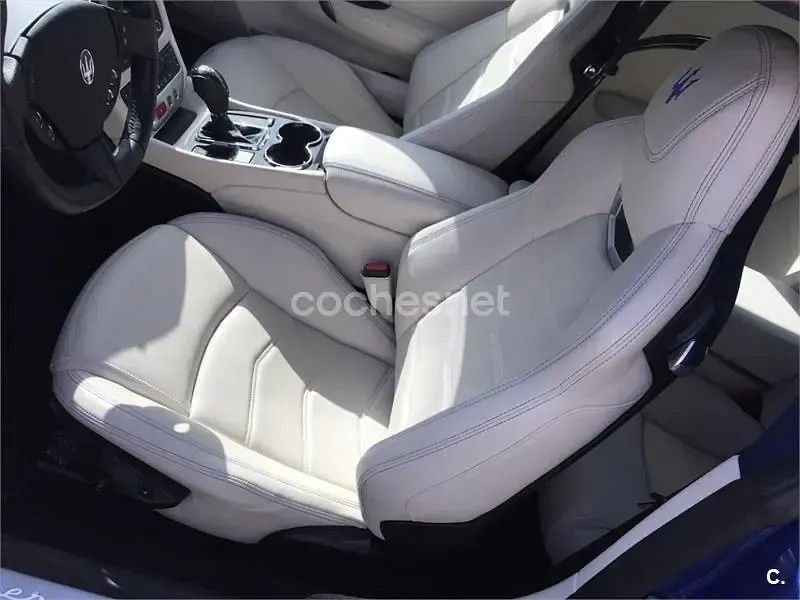 Usado Maserati Granturismo 460 CV (338 kW) 2014 Azul Coupe