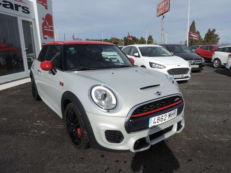 Usado Mini John Cooper Works 231 CV (169 kW) 2015 Gris Utilitario