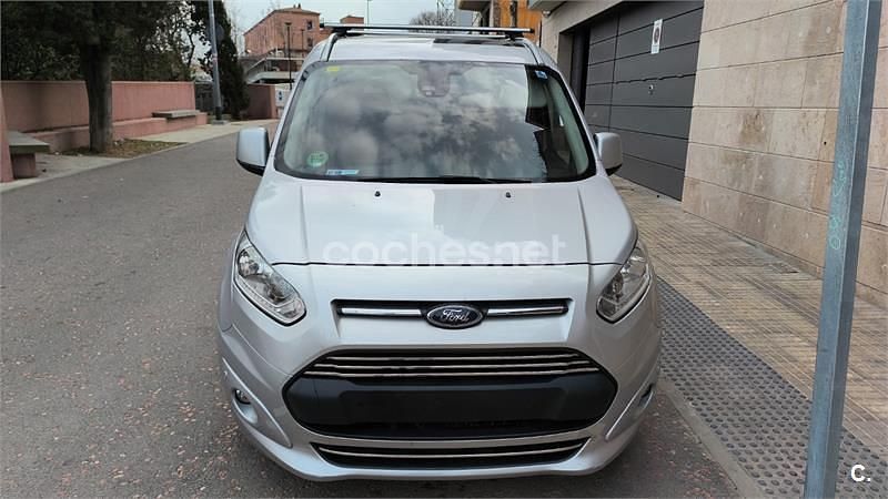 Usado Ford Grand Tourneo Connect Titanium 120 CV (88 kW) 2018 Gris / plata Monovolumen