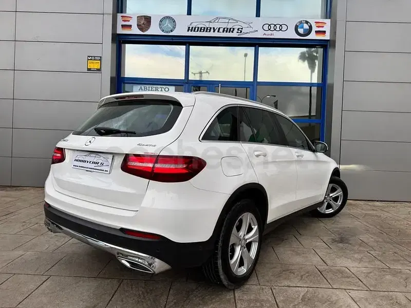 Usado Mercedes GLC220 170 CV (125 kW) 2016 Blanco SUV