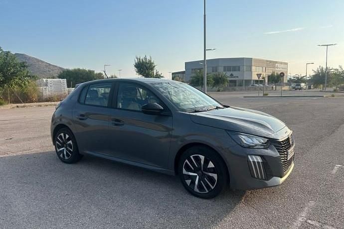 Usado Peugeot 208 Active 100 CV (73 kW) 2024 Utilitario