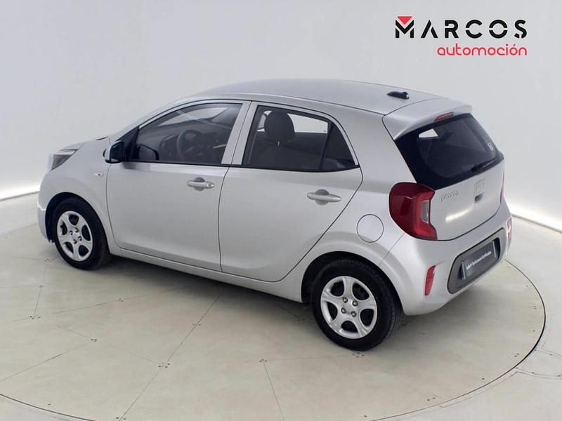 Usado Kia Picanto 67 CV (49 kW) 2024 Gris Utilitario