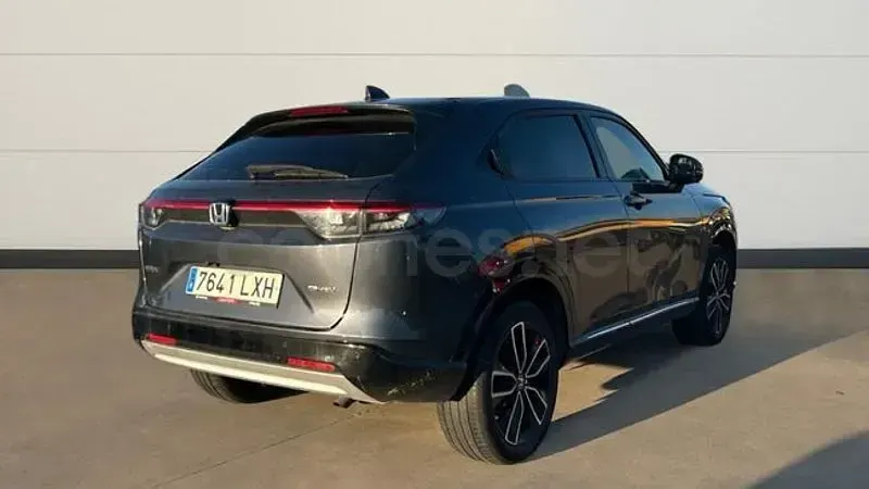 Usado Honda HR-V Advance 131 CV (96 kW) 2022 Gris / plata SUV