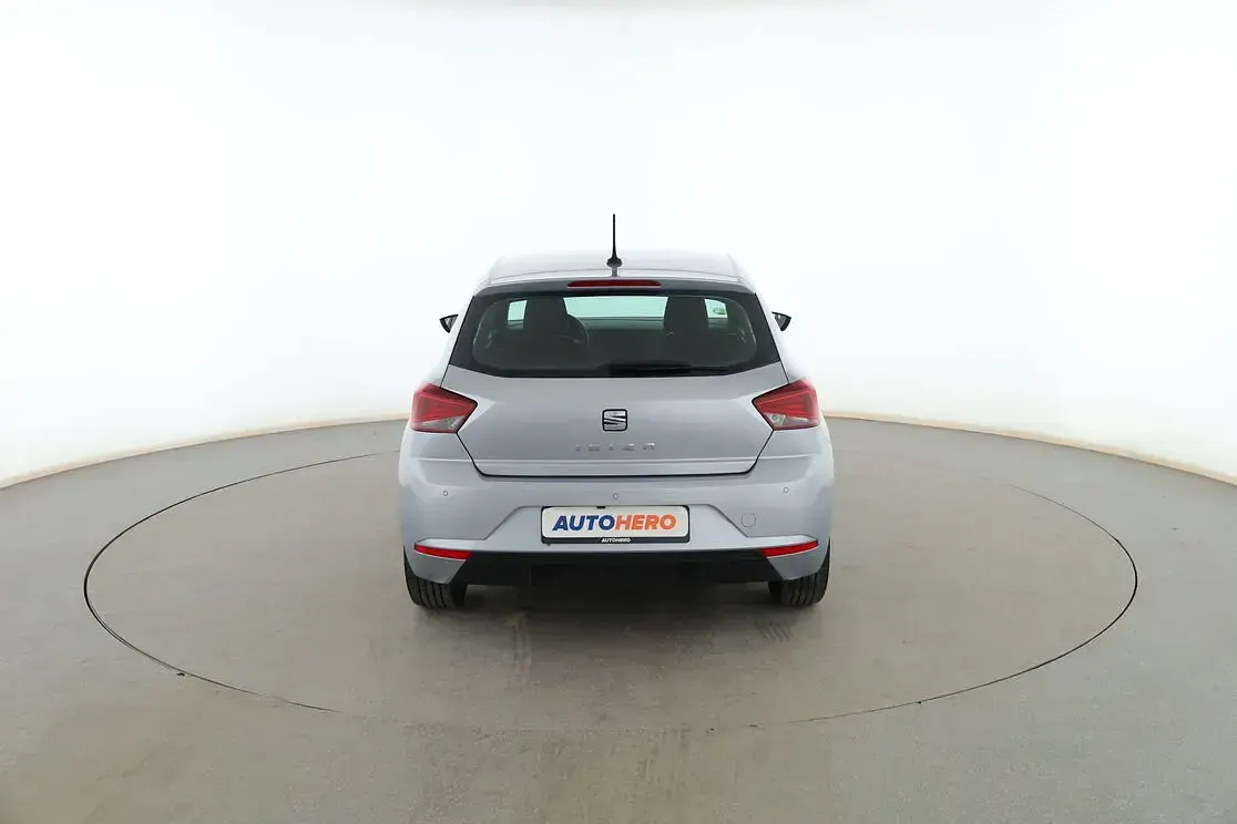 Usado Seat Ibiza XCELLENCE 116 CV (85 kW) 2019 Gris Utilitario