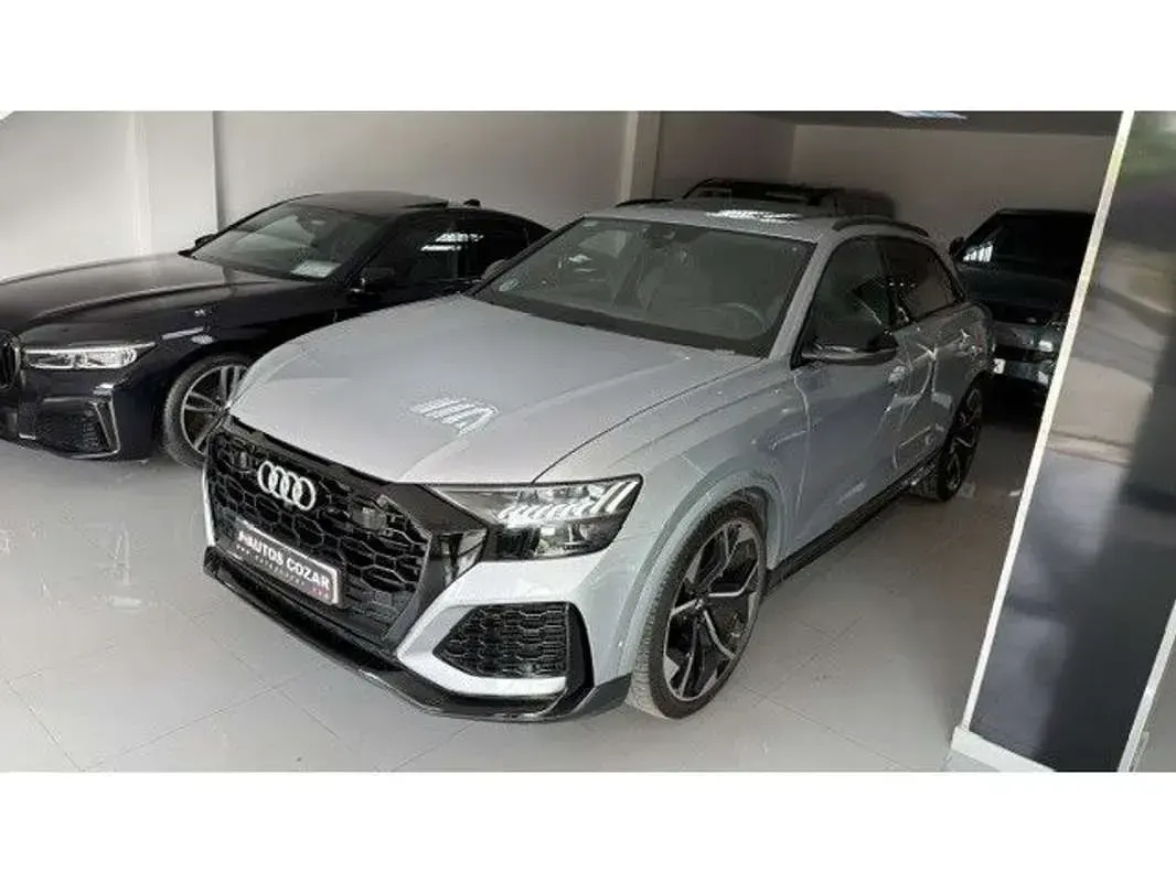 Usado Audi Q8 Sport 600 CV (441 kW) 2020 Gris SUV