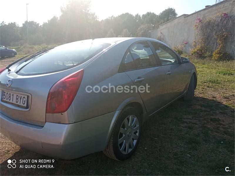 Gris / plata Usado 2002 Nissan Primera Tekna Berlina | 1500 € (Precio justo) - Imagen 1/4