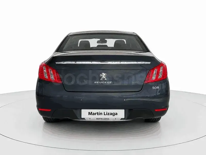 Usado Peugeot 508 Active 140 CV (102 kW) 2013 Gris / plata Berlina