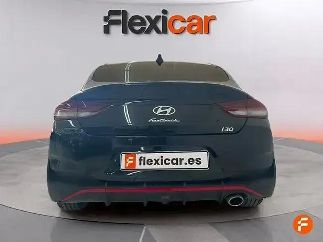 Usado Hyundai i30 N Line 100 CV (73 kW) 2025 Negro Familiar