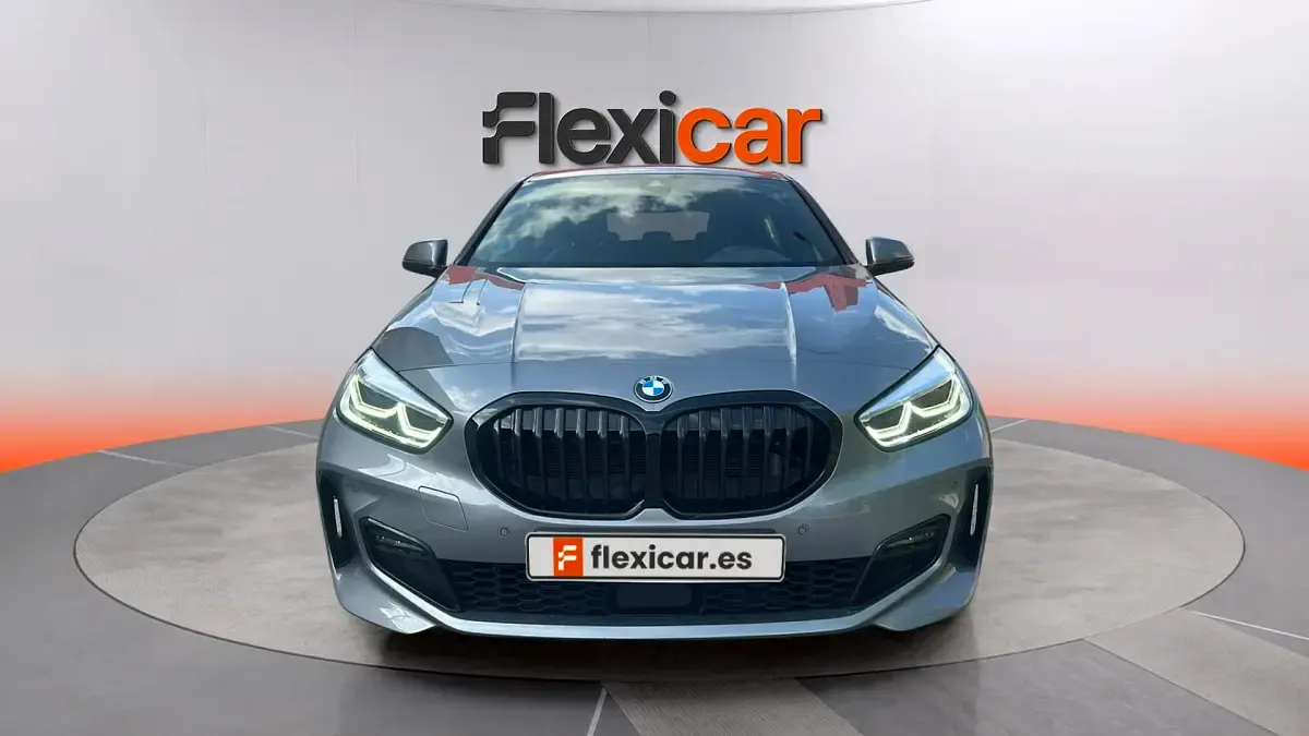 Usado BMW 118 150 CV (110 kW) 2022 Gris Utilitario